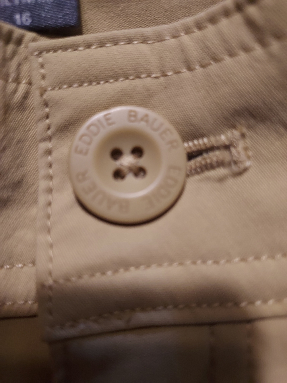 Eddie Bauer Khaki Cargo Shorts with Button-Flap Pockets - Picture 5 of 7